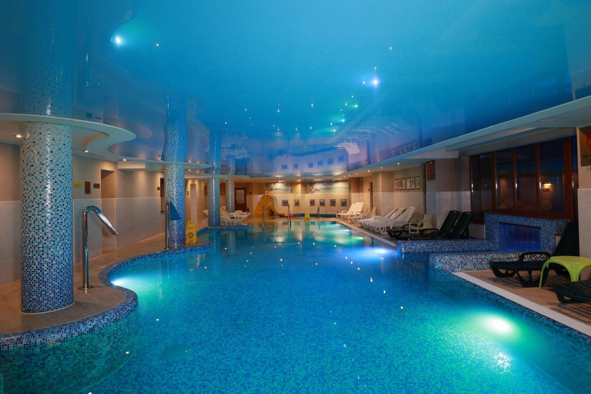 Romantik Spa Hotel Jaremče Esterno foto
